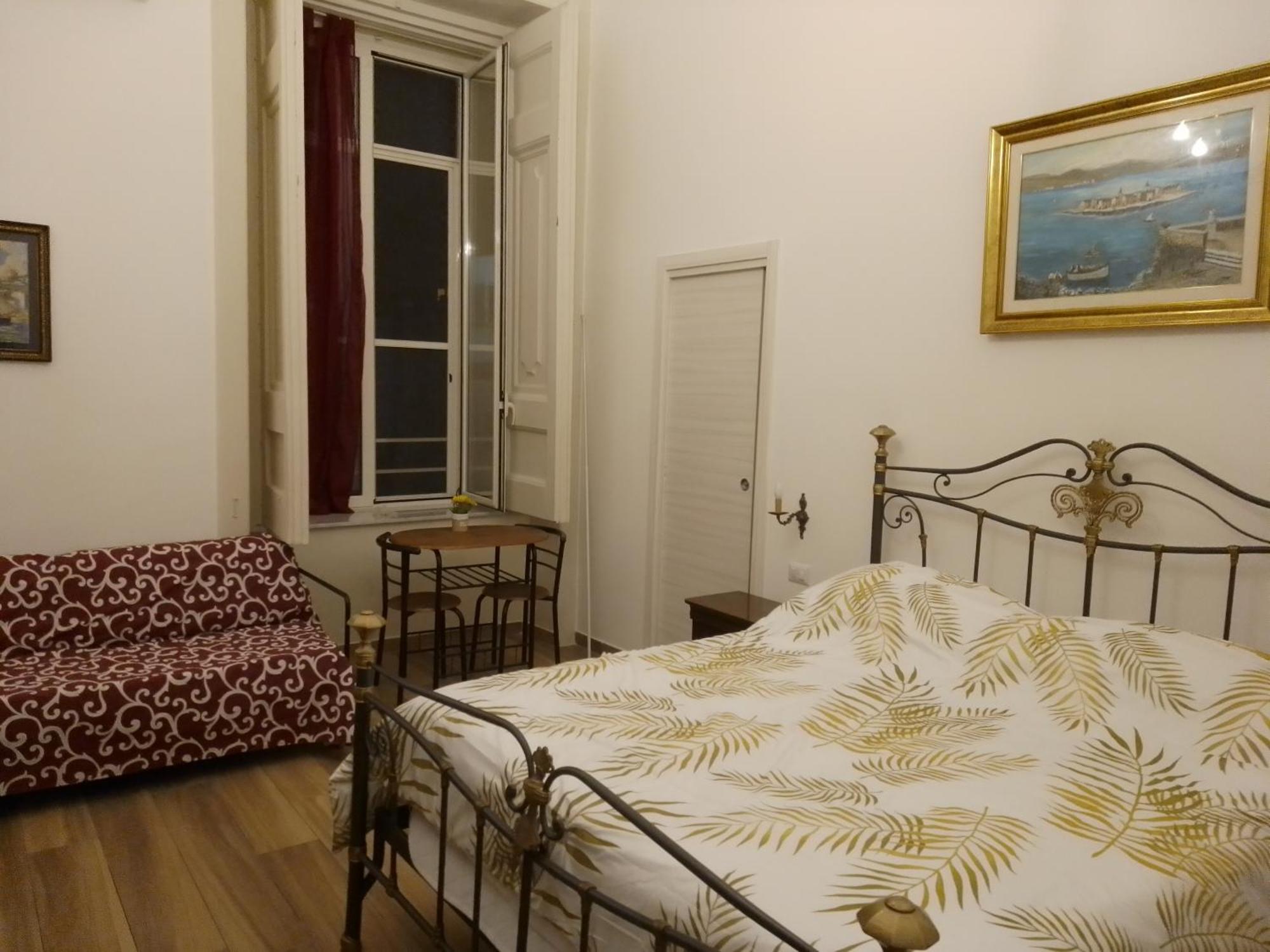 B&B Palazzo Sersale Napoli Extérieur photo