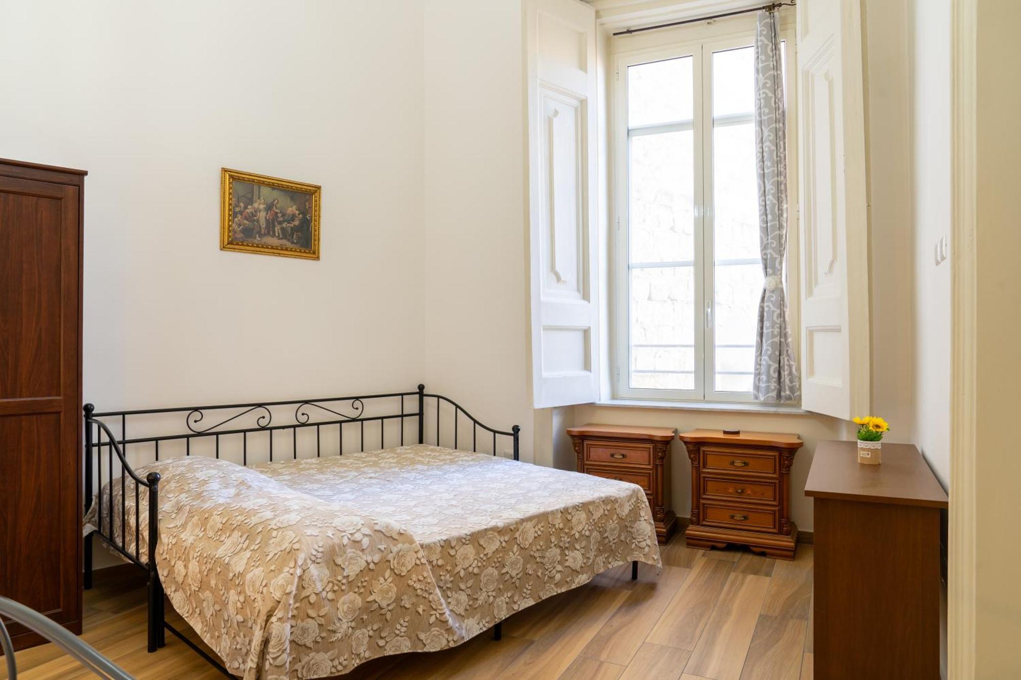 B&B Palazzo Sersale Napoli Extérieur photo