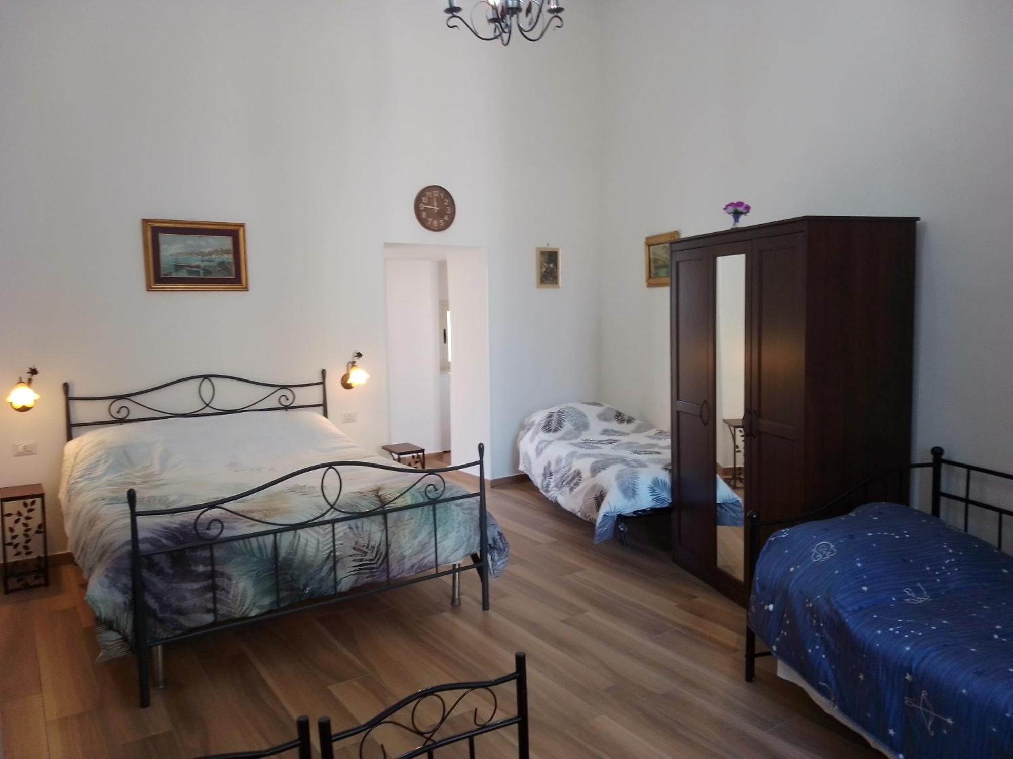 B&B Palazzo Sersale Napoli Extérieur photo